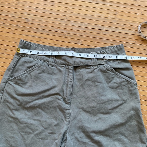 Green highwaist short - Picture 6 of 7